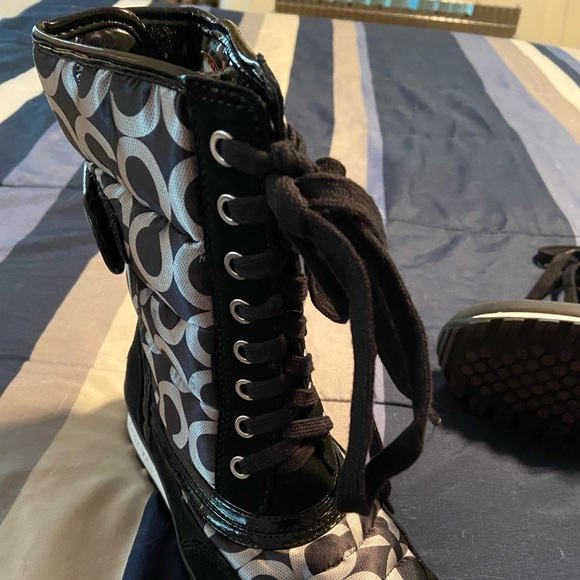 Coach Boots size 7 - Picture 5 of 7